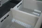冰箱抽屉冻得打不开（解决办法及维修技巧）