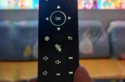 Q投影仪如何操作？使用时应注意什么？