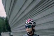 骑行时如何设置拍照手机架子？