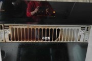 全面掌握油烟机盖拆洗方法（解决家中油烟机难题）
