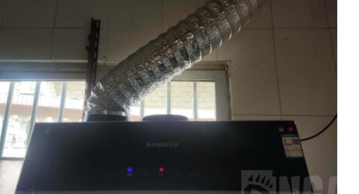 老式手动油烟机的清洗方法（传统手动油烟机如何彻底清洗）