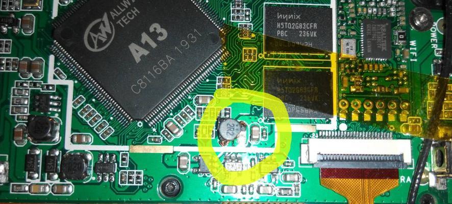 主板显示器不亮了怎么修（解决显示器不亮的常见问题及方法）