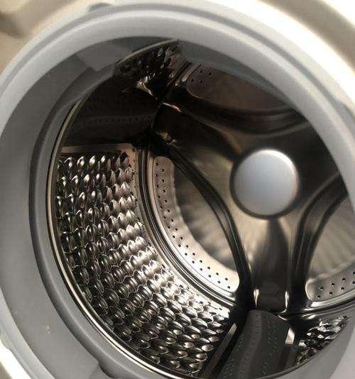 滚筒洗衣机排水时漏水的原因及解决方法（探究滚筒洗衣机排水时漏水的原因）