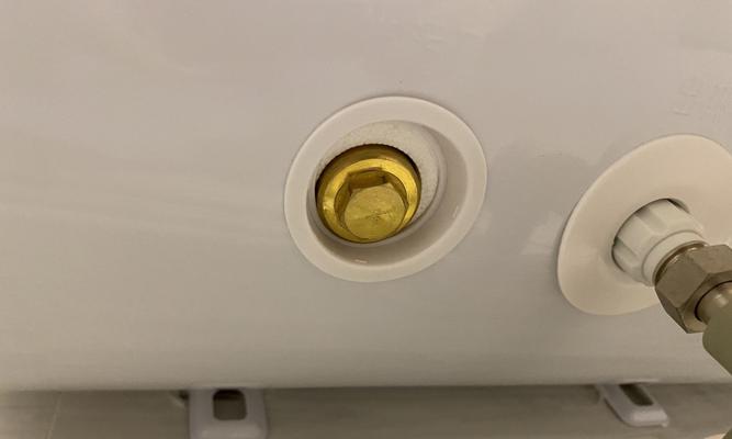 热水器需要定期清洗吗（当洗完澡感觉身上痒是热水器不干净的原因）