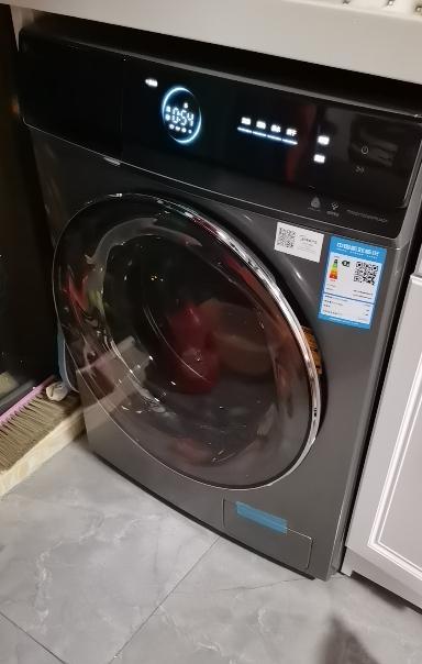 滚筒洗衣机的简单清洗方法（省时省力的滚筒洗衣机清洁技巧）