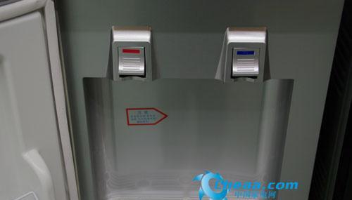 饮水机开门坏了怎么修（快速解决饮水机开门故障的方法）