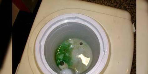 饮水机开门坏了怎么修（快速解决饮水机开门故障的方法）