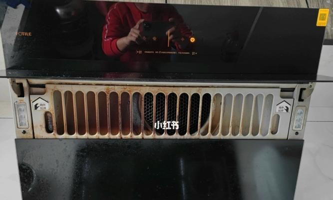 全面掌握油烟机盖拆洗方法（解决家中油烟机难题）