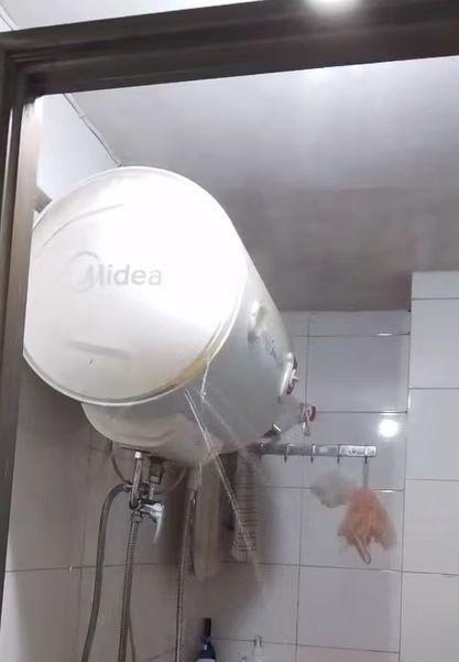 热水器故障与漏水原因解析（深入探讨热水器故障及其漏水原因）