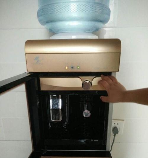 饮水机不制冷了怎么办？快速解决方法有哪些？