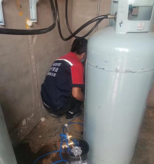 燃气灶管路出现故障怎么办？修理步骤和注意事项是什么？