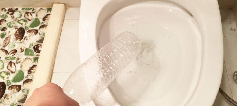 马桶堵了该如何通？快速有效的疏通方法有哪些？