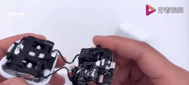 冰糖充电器插头拆卸方法是什么？拆卸时需注意什么？
