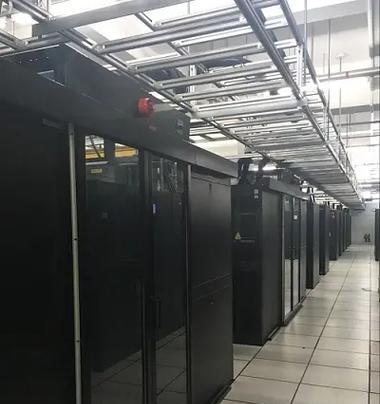 机柜内服务器的外观特点有哪些？