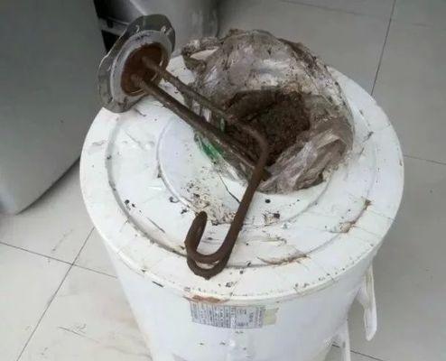 厨房热水器瓶子怎么拆视频？拆卸步骤详细解析？
