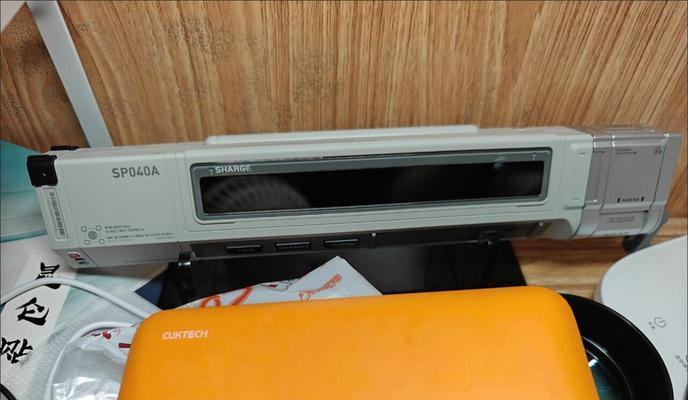 酷泰科充电宝充电器使用指南？